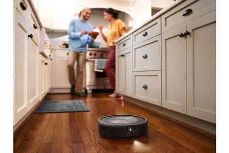 Aspirateur robot Irobot ROOMBA J7+ Irobot