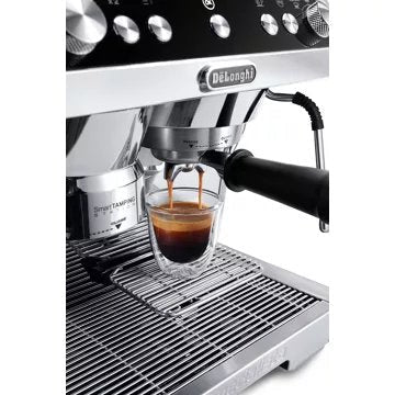 Expresso avec broyeur intégré							DELONGHI				Specialista Prestigio EC9355.M 2.0 inox