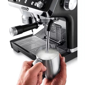 Expresso avec broyeur intégré							DELONGHI				Specialista Prestigio EC9355.BM noir mat