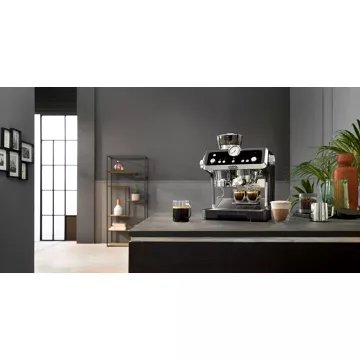 Expresso avec broyeur intégré							DELONGHI				Specialista Prestigio EC9355.BM noir mat